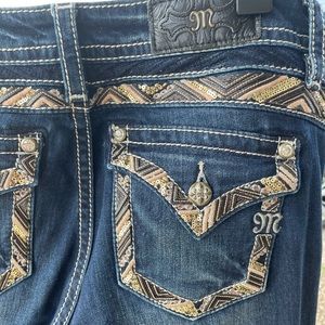 Miss Me Mid Rise Slim Boot Size 30